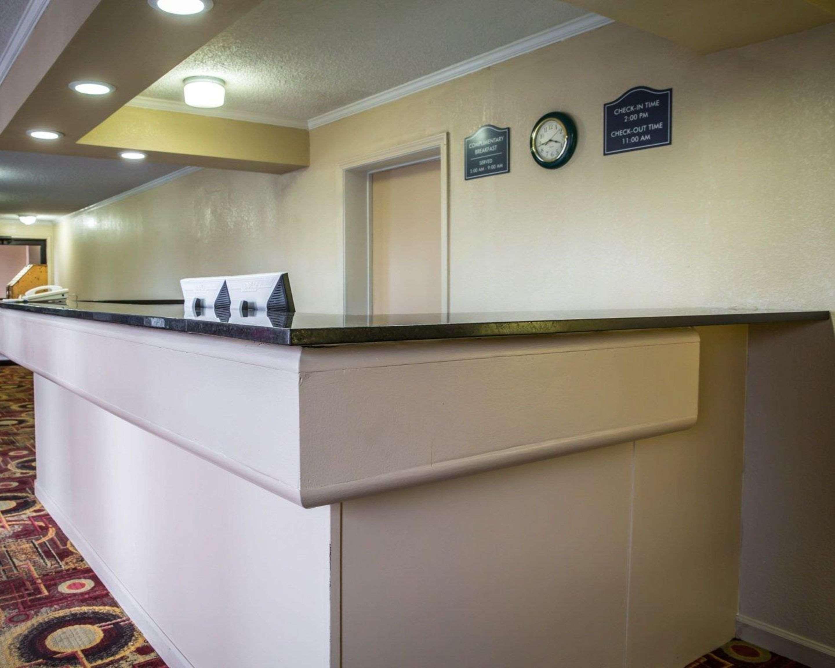 Rodeway Inn & Suites Plymouth Hwy 64 Kültér fotó