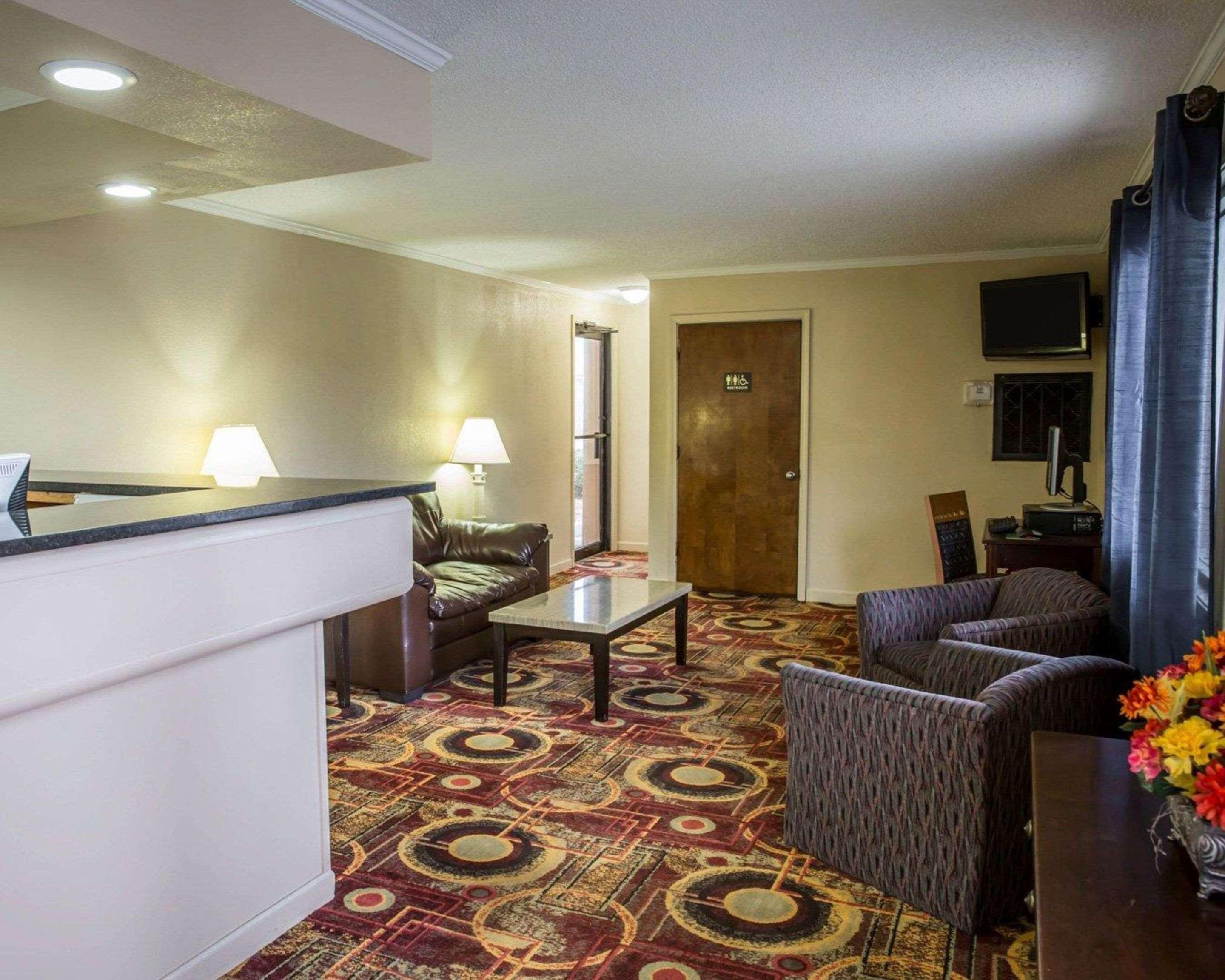 Rodeway Inn & Suites Plymouth Hwy 64 Kültér fotó