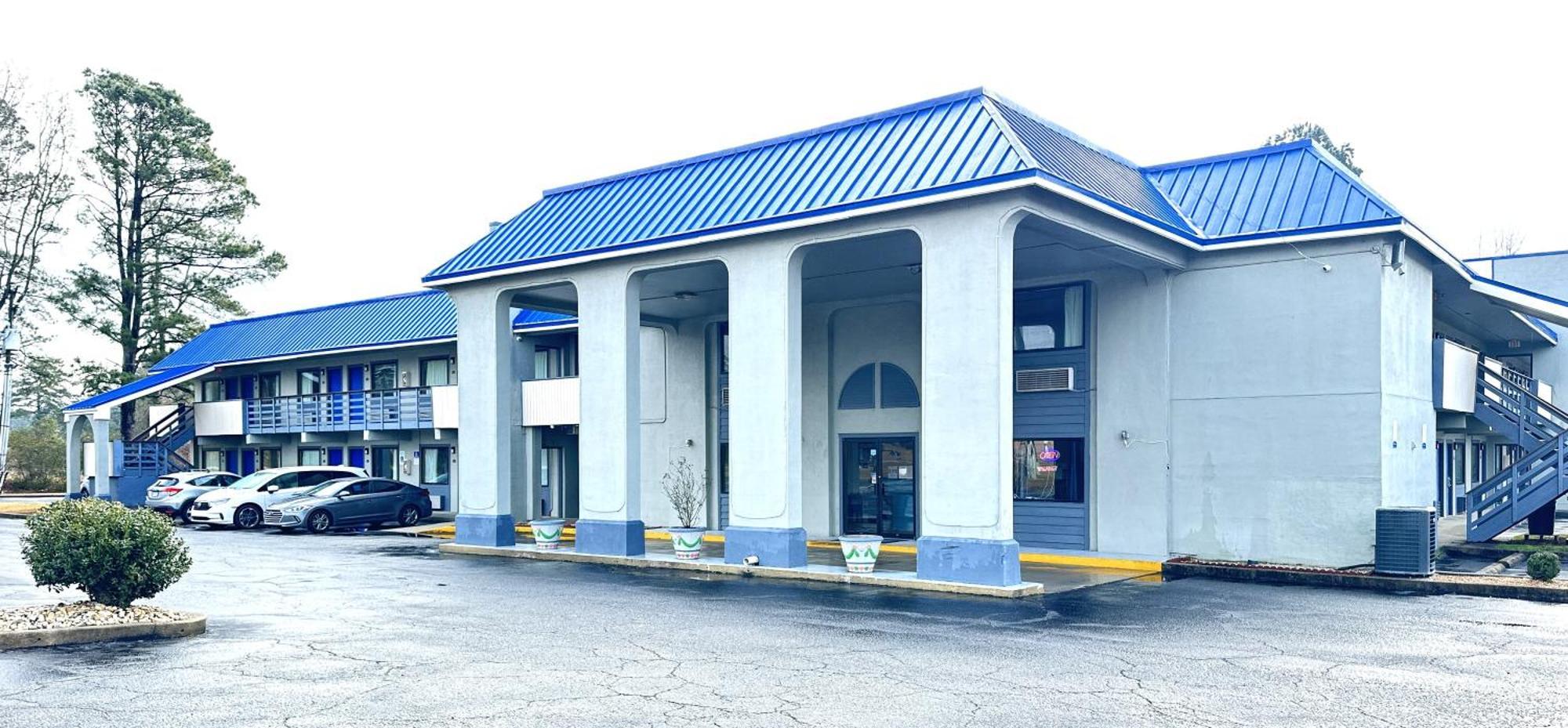 Rodeway Inn & Suites Plymouth Hwy 64 Kültér fotó